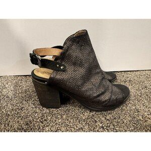 Unity In Diversity Women’s Heel Strappy Size 39 EUC